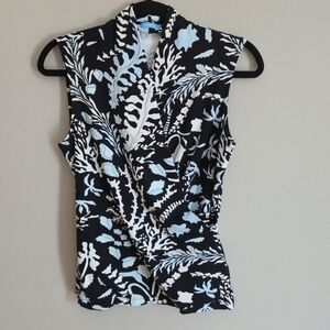 J. McLaughlin Black and Light Blue Patterned Blouse Catalina Cloth
